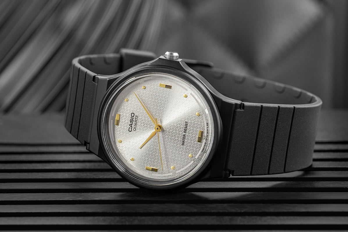Damenarmbanduhr CASIO MQ-76-7A1LDF + BOX