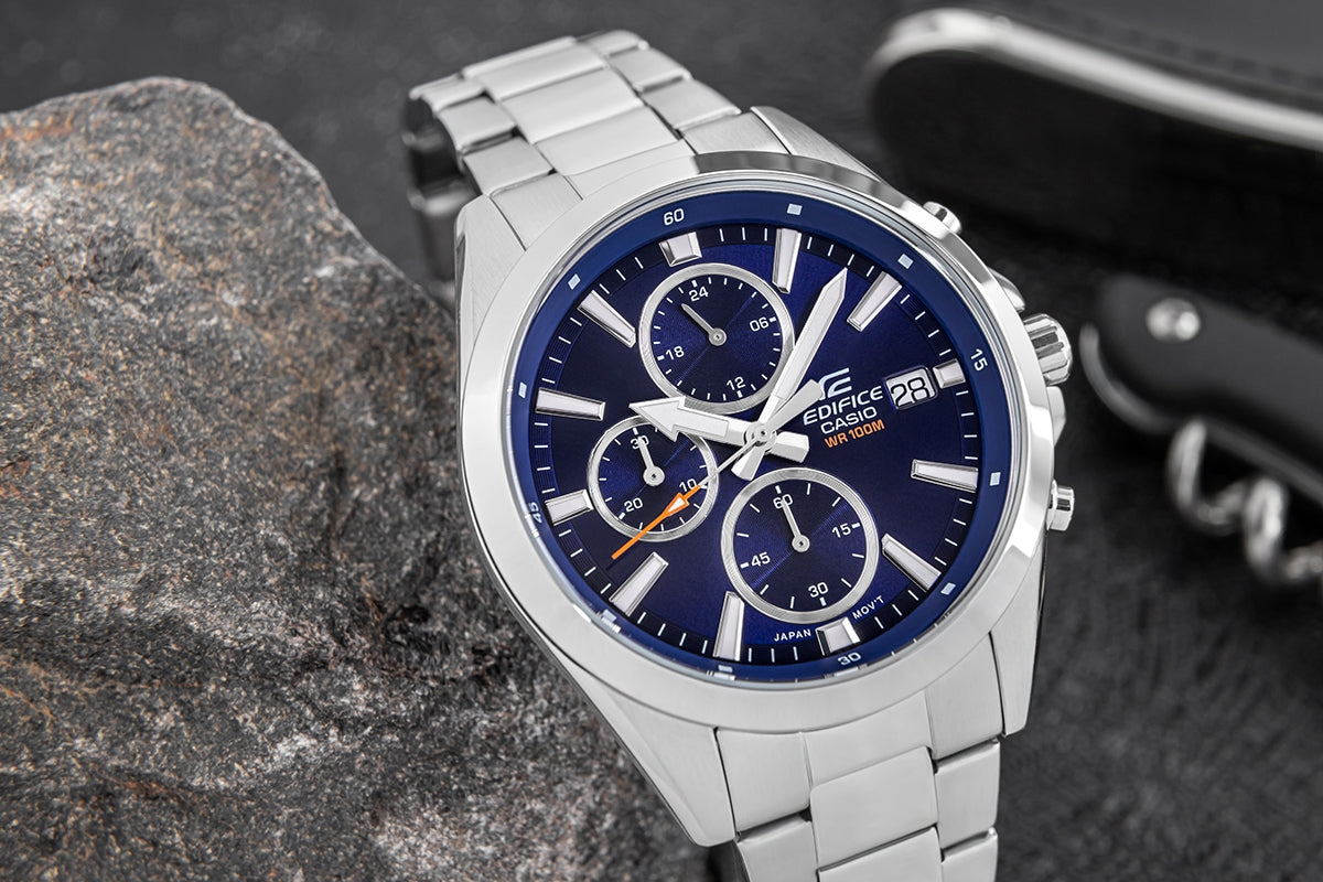 Herrenuhr CASIO EDIFICE EFV-560D-2AVUEF + BOX