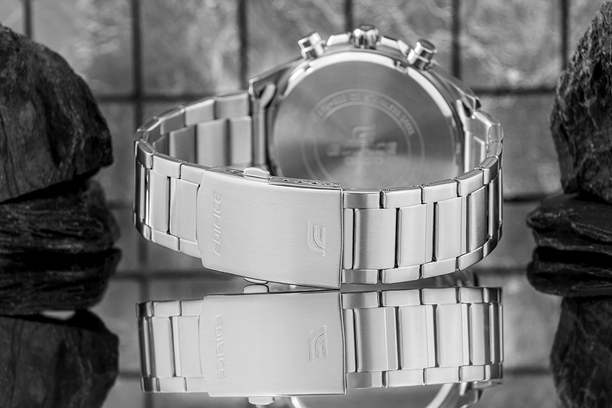 Herrenuhr CASIO EDIFICE EFV-620D-1A4VUEF + BOX