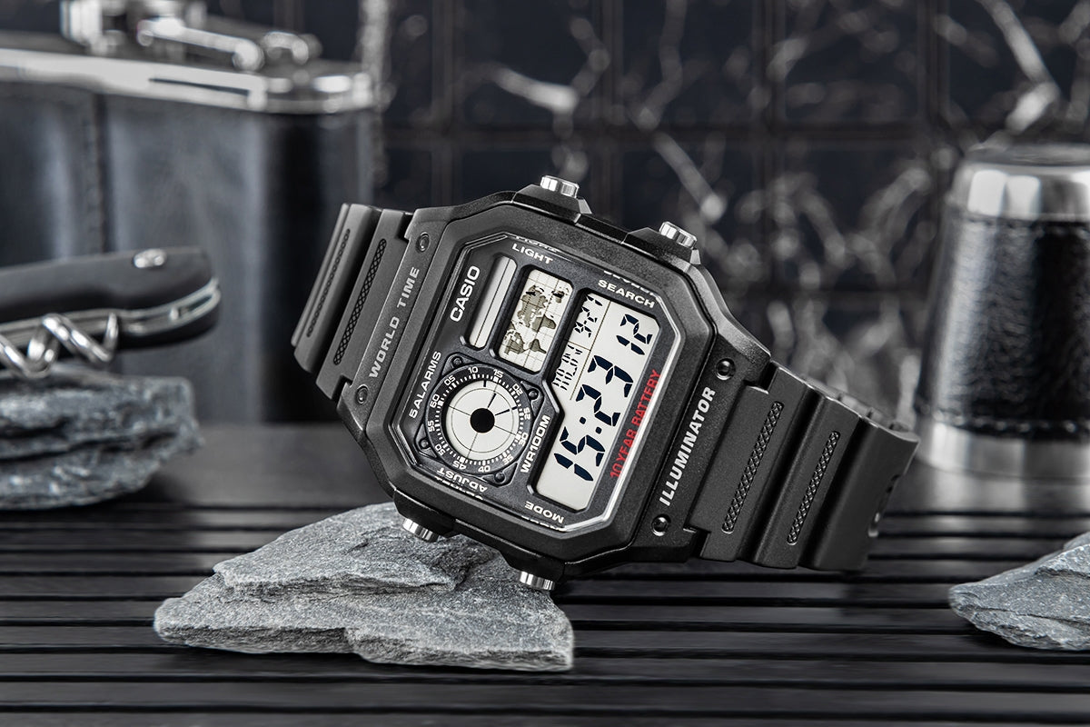 Herrenuhr CASIO AE-1200WH-1AVDF + BOX