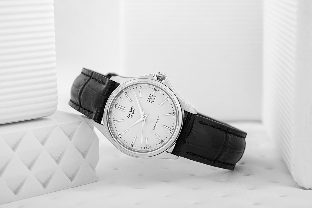 Damenarmbanduhr CASIO LTP-1183E-7ADF + BOX